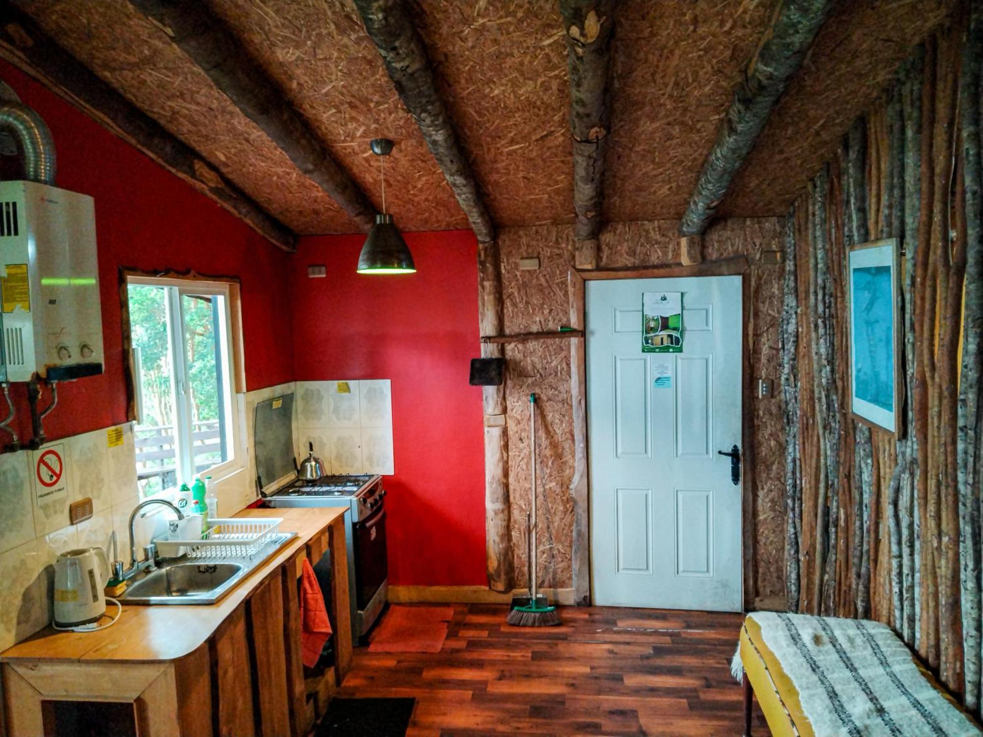 Hostal & Cabanas Luna Del Sur Cucao Ngoại thất bức ảnh